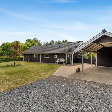 Hébergement de vacances Truels - 30km From The Sea By Interhome