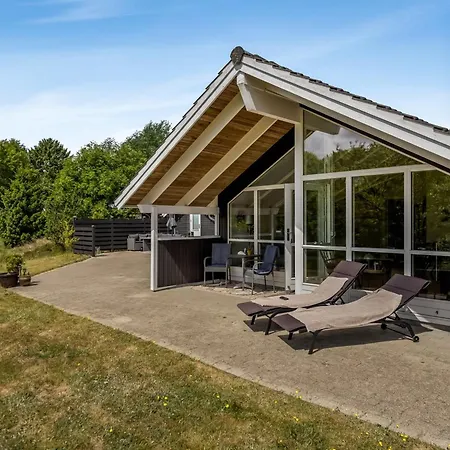 Truels - 30km From The Sea By Interhome *