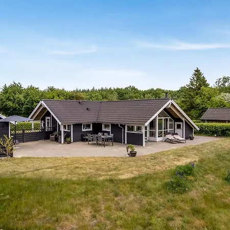 Сasa de vacaciones Truels - 30km From The Sea By Interhome